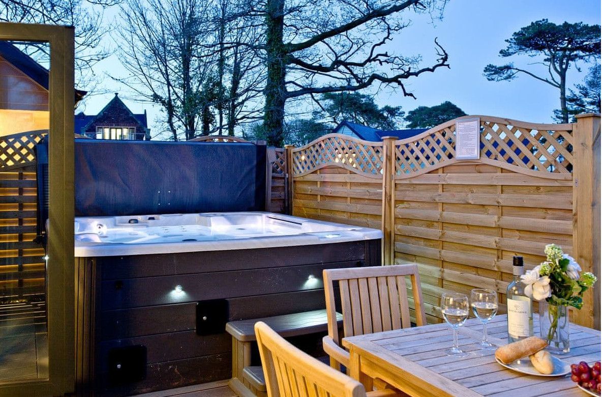 Beyond Escapes in Blagdon, near Paignton in Devon. Hot tub holidays!