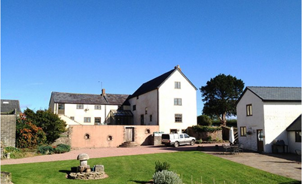 Much Dewchurch Cottages in Hereford, Brecon Beacons