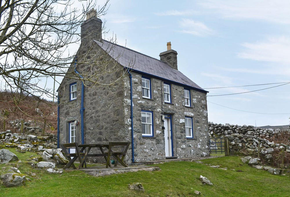 Pant Rhiw Cottage in Rhiw, Pwllheli