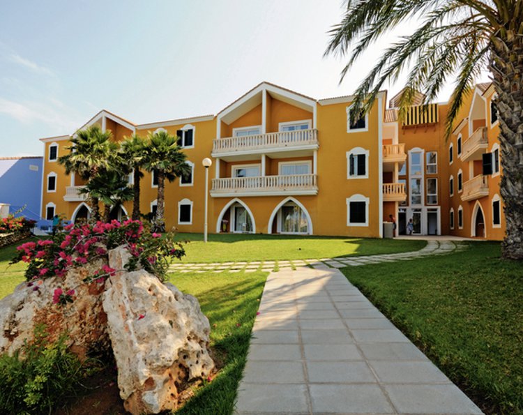 The grounds at Blanc Palace Resort on Menorca